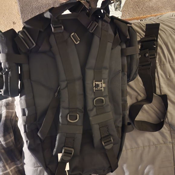 55L tactical backpack with molle attachments - Picture 2 of 6